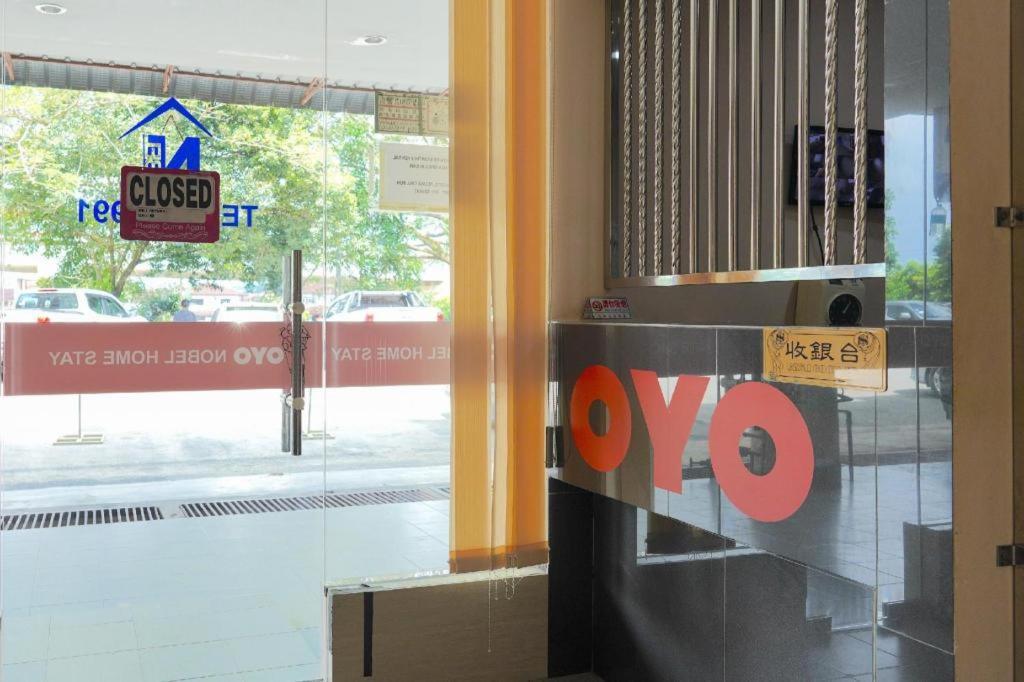 OYO 89373 Nobel Homestay Bintulu Luaran gambar